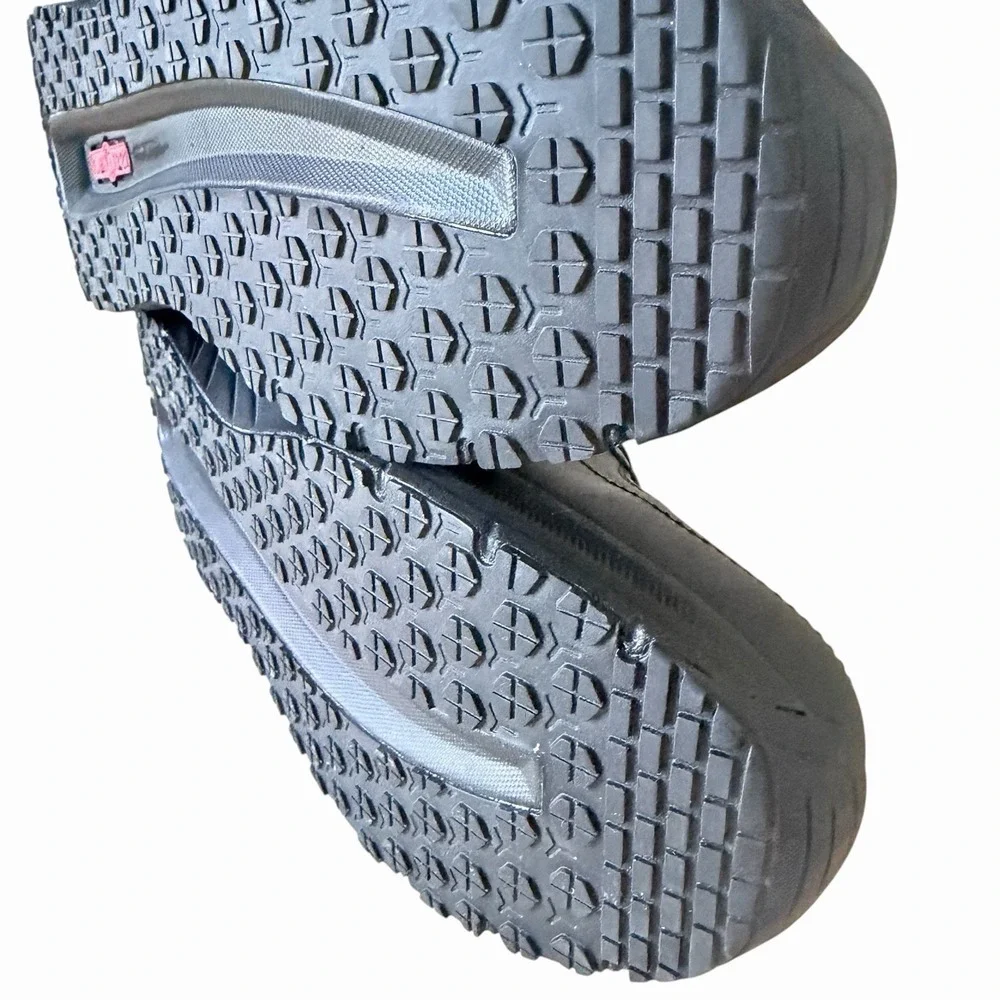 Orthofeet Orthopedic Black 9.5 D Medium Walking Sneakers Shoes -Missing Insoles